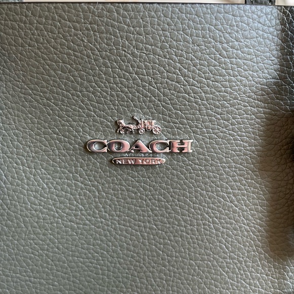 Coach Mollie tote. New w/o tags. Army green with deep purple inside. - Picture 9 of 10
